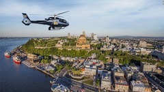 １３．ゴーヘリコ（ＧｏＨｅｌｉｃｏ）は、ケベック市とその周辺地域の上空を飛ぶヘリツアーを提供している