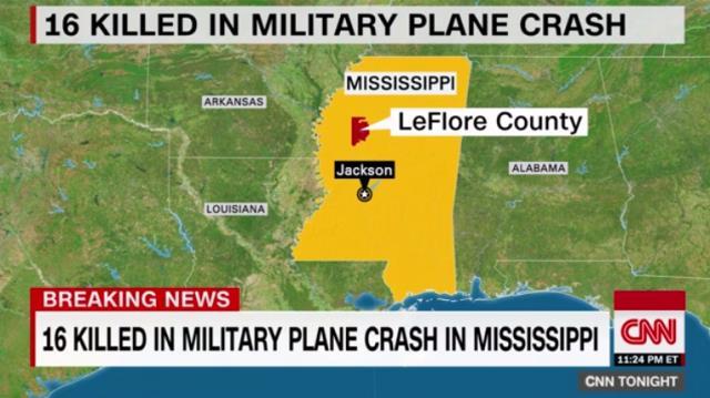 米南部で軍用機が墜落し、１６人が死亡した