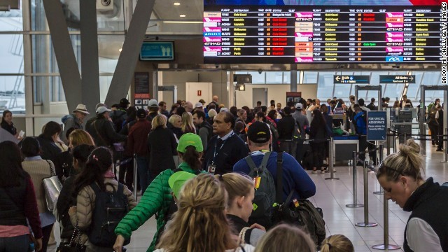 旅客機を狙ったテロ計画で、ＩＳＩＳ幹部から爆弾の部品が送られていたことが分かった