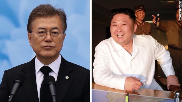 韓国の文在寅大統領（左）と北朝鮮の金正恩朝鮮労働党委員長。南北外相の対話は文政権誕生後初めてだった