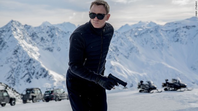 「００７」次回作でボンド役に復帰するとダニエル・クレイグさんが語った