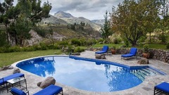 コルカ渓谷にあるホテル。アンデスの山々が目に入る
