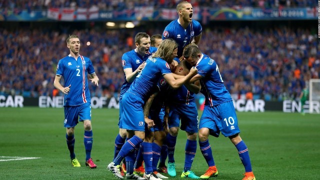 ｗ杯出場を決めたアイスランド代表 １６年のユーロではイングランドを
