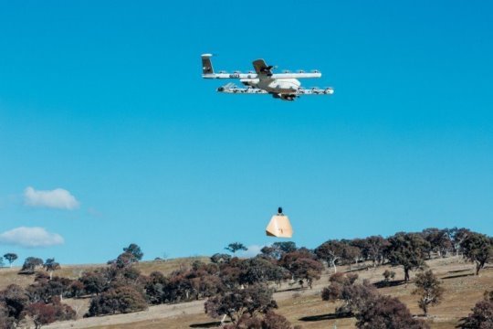 熱々のブリトーをドローンで宅配＝Project Wing