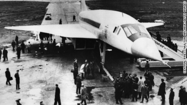 モスクワの空港に駐機するＴｕ１４４の試作機＝１９６９年