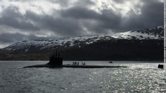 シーウルフ級潜水艦３隻のうちの一番艦「シーウルフ」。ここでは欧州での作戦の支援に当たっている＝２０１５年６月