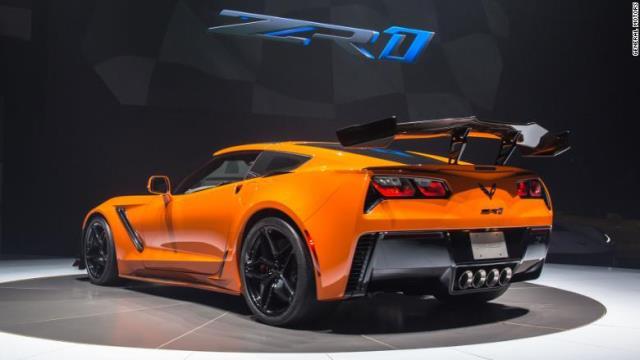 ＧＭによれば、ＺＲ１は「スーパーカー」だという。馬力は、ランボルギーニ・アヴェンタドールやフェラーリ４８８ＧＴＢを上回るという