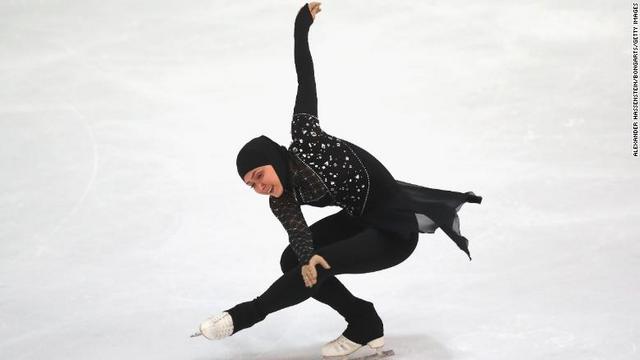 Cnn Co Jp 写真特集 世界に挑む ヒジャブ のフィギュア選手 3 7