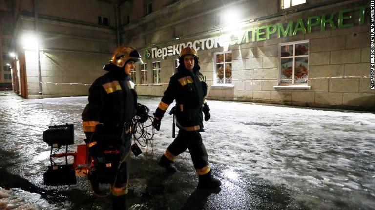 サンクトペテルブルクのスーパーマーケットで２７日、爆発があった