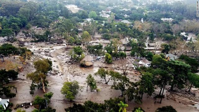 上空から見たカリフォルニア州土砂崩れの被害状況
