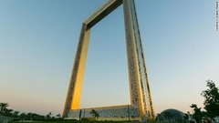 ＝１８年１月、Courtesy Dubai Frame