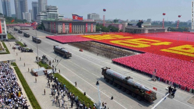 北朝鮮が冬季五輪の開幕式前日に平壌での軍事パレードを計画しているという