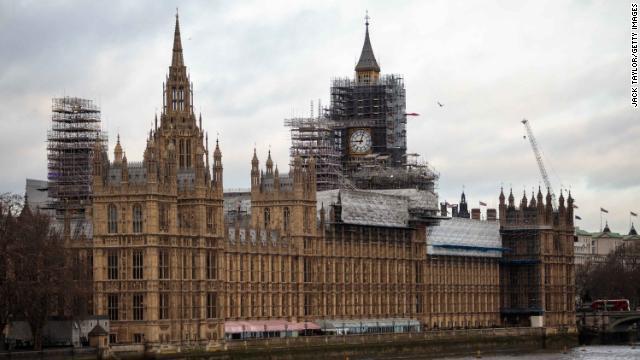 英ウェストミンスター宮殿老朽化で議会移転へ