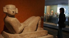 マヤ、アステカ両文明で雨をつかさどるとされた神「チャク」の彫像