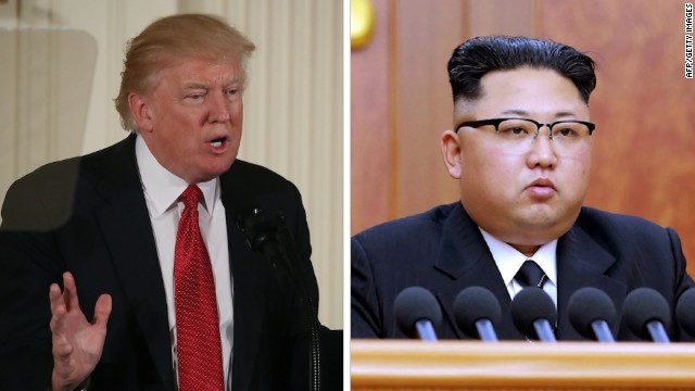 トランプ米大統領（左）が５月までに金正恩氏と会談する意向を示した