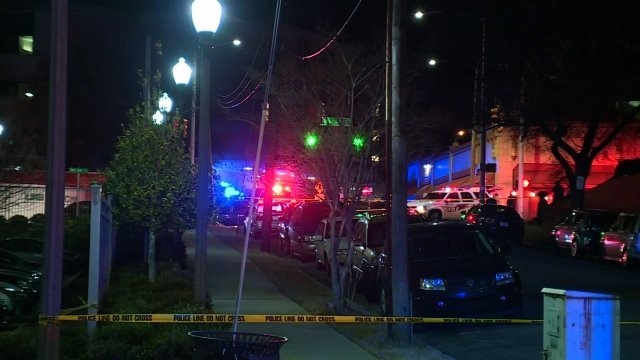 アラバマ州の病院で銃撃事件があり、職員１人と容疑者１人が死亡した