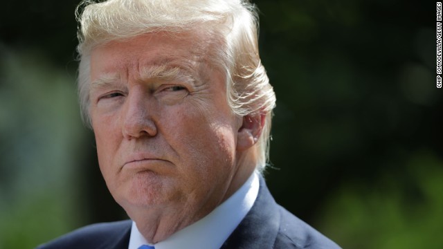 シリアで化学兵器が使用されたとの報道について、トランプ氏がロシアの責任に言及した