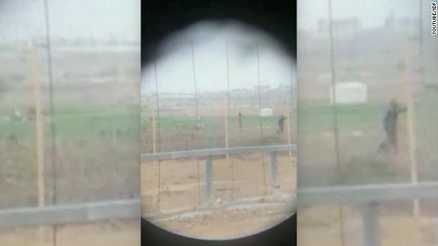 イスラエル軍兵士がパレスチナ人男性を狙撃したとされる映像