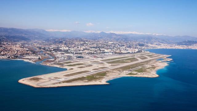 ３位：コートダジュール空港（仏ニース）