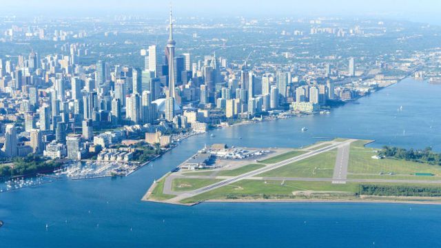 ７位：ビリー・ビショップ・トロントシティー空港（カナダ）