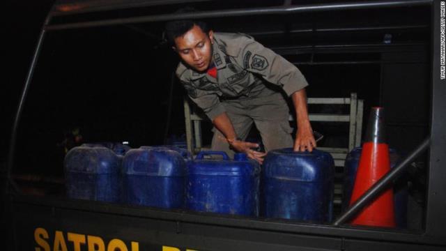 Cnn Co Jp 密造酒で死者８０人超 規制強化が裏目に インドネシア