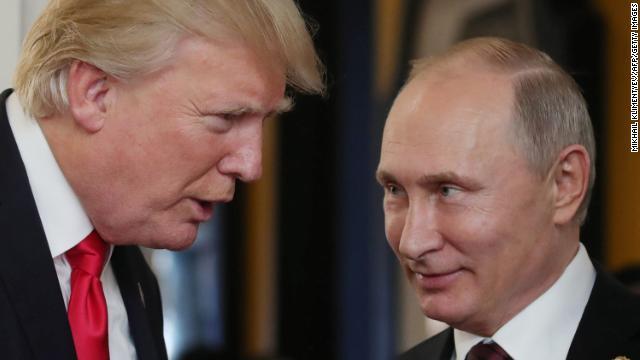 米民主党がトランプ陣営とロシア、ウィキリークスが大統領選介入で共謀したと主張し提訴した