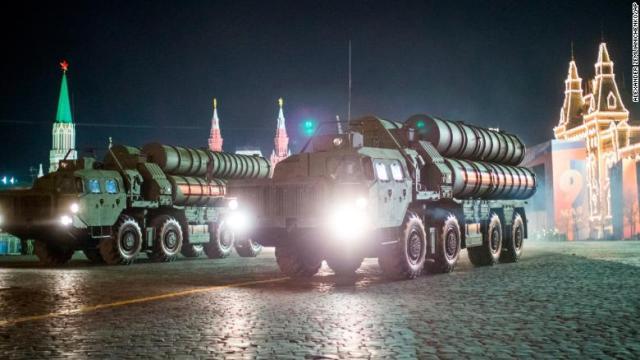 ４００キロを射程に収める地対空ミサイルシステム「Ｓ４００」