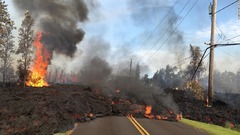 火山山頂で爆発的噴火、噴煙９千メートル　ハワイ