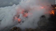 溶岩流が地熱発電所に到達、爆発の恐れも　ハワイ噴火