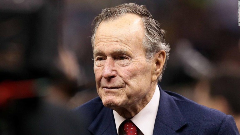 父ブッシュ元米大統領が入院した