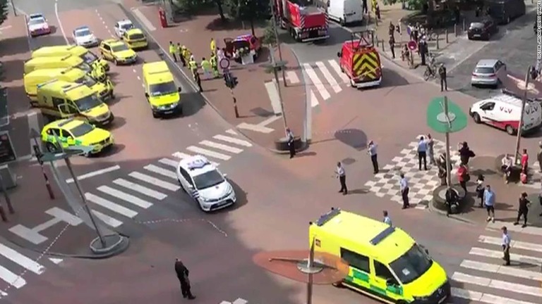 ベルギーで銃撃があり警官ら３人が死亡した