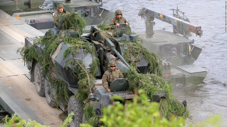 昨年リトアニアで行われたＮＡＴＯの軍事演習の様子