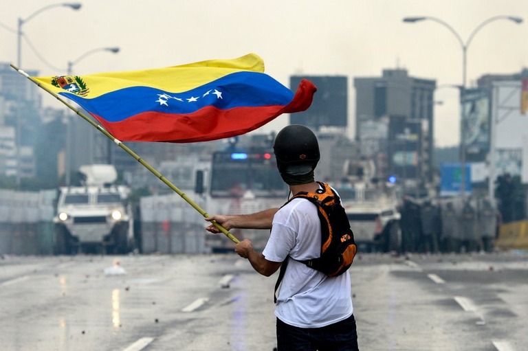 南米ベネズエラが２年連続で「世界で最も危険な国」に