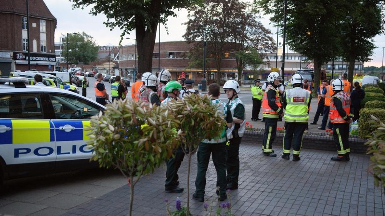 ロンドンの地下鉄で爆発がおきた