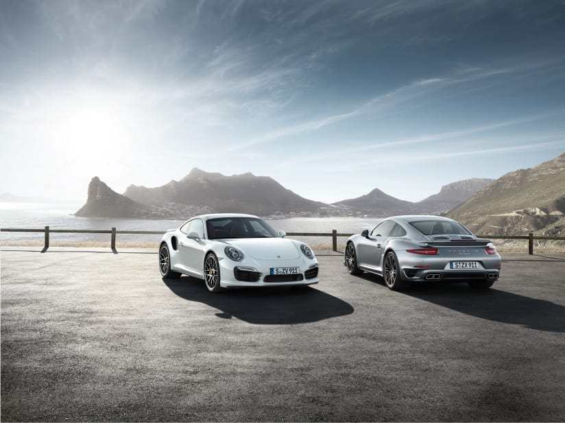 ２０１３年にデビューした９１１ターボは、４ＷＤ、後輪を操舵するアクティブ・リアアクスル・ステアリング、ＬＥＤのヘッドライトを採用