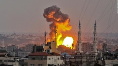 イスラエル軍がハマスの拠点を空爆、停戦回復の報道も　ガザ