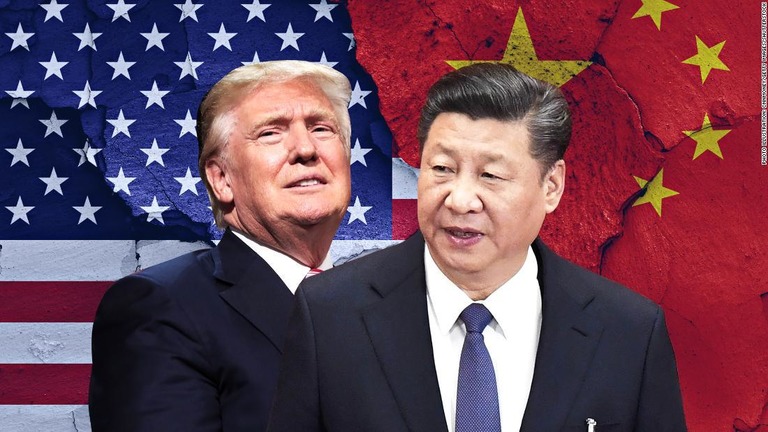 トランプ米大統領（左）と中国の習近平国家主席/Photo Illustration: CNNMoney/Getty Images/Shutterstock