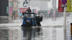 アジア各地を襲う異常気象　ベトナムで２１人死亡、上海は１９万人が避難