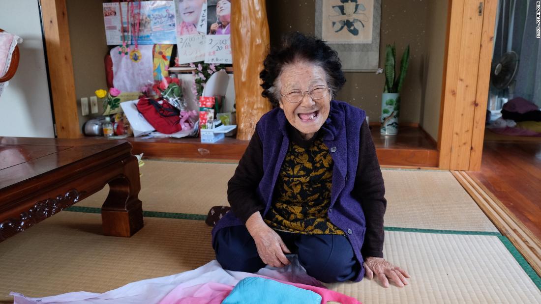 インスタントラーメンとエナジードリンクに目がないという９５歳の女性/Emiko Jozuka/CNN