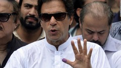 パキスタン総選挙、元クリケット選手率いる野党が勝利宣言