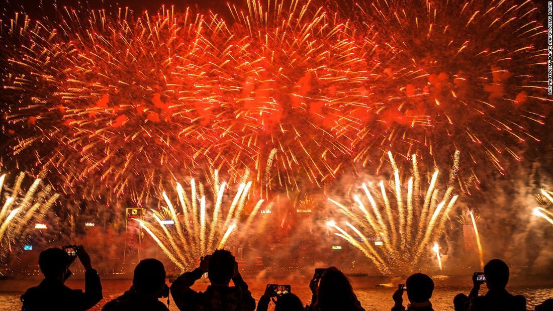 Cnn Co Jp 爆発する芸術 中国で花火はどのように作られるのか Cnn Co Jp 爆発する芸術 中国で花火はどのように作られるのか