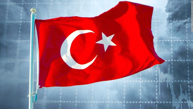 米国がトルコの閣僚２人に制裁を発動/Photo Illustration: Shutterstock/CNNMoney