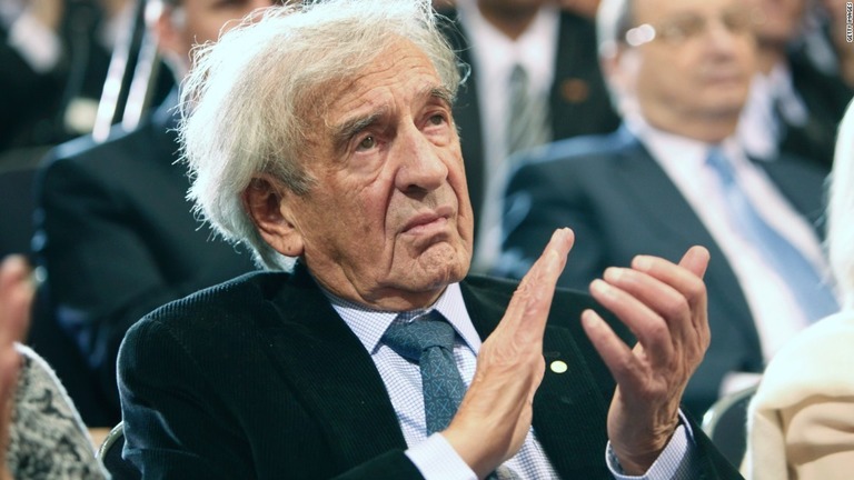 ユダヤ人作家のエリ・ヴィーゼル氏。子ども時代を過ごしたルーマニアの家が被害にあった/Getty Images