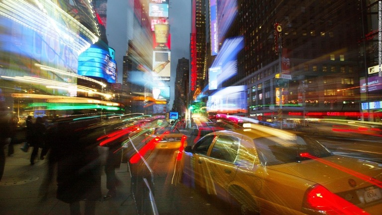 ＮＹ市が配車サービスの営業台数に上限を設ける条例案を可決した/Mario Tama/Getty Images North America/Getty Images