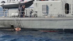 客船から転落の女性客を救助、「１０時間立ち泳ぎ」　地中海