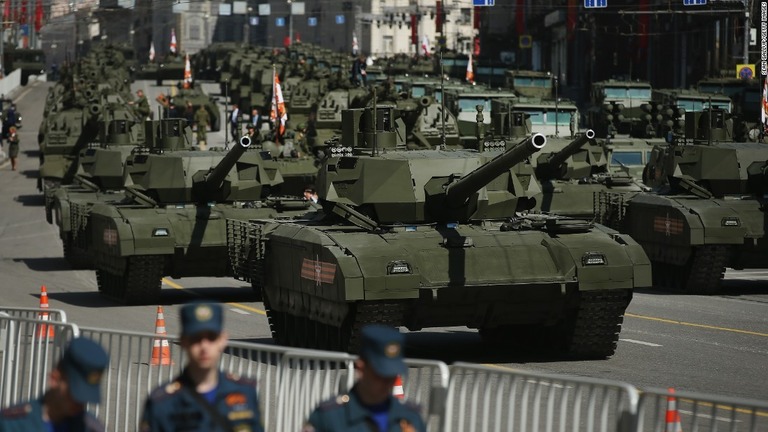 ロシアは旧ソ連崩壊後で最大規模となる軍事演習の実施を計画している/Sean Gallup/Getty Images
