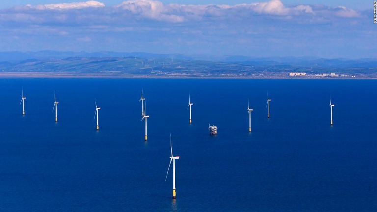 世界 最大 洋上 風力 発電 所