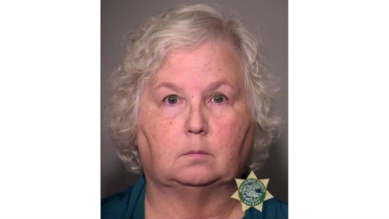 ナンシー・クランプトンブロフィー容疑者/Multnomah County Sheriff / Portland PD
