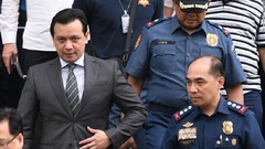 フィリピン警察、ドゥテルテ大統領批判の上院議員を逮捕