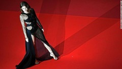 カンヌ映画祭の試写会に出席したレティシア・カスタ＝１６年